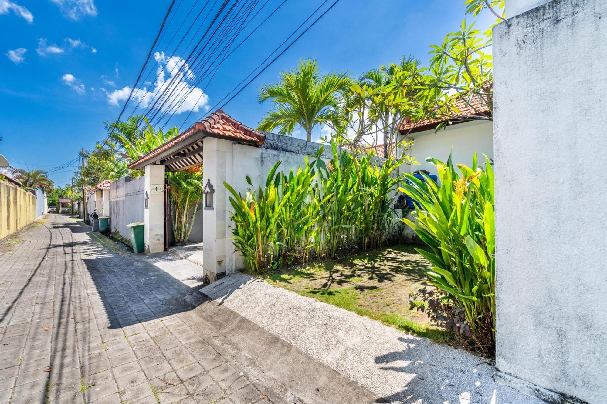 4-Bedroom Pool Villa Near Seminyak Center Dış mekan fotoğraf