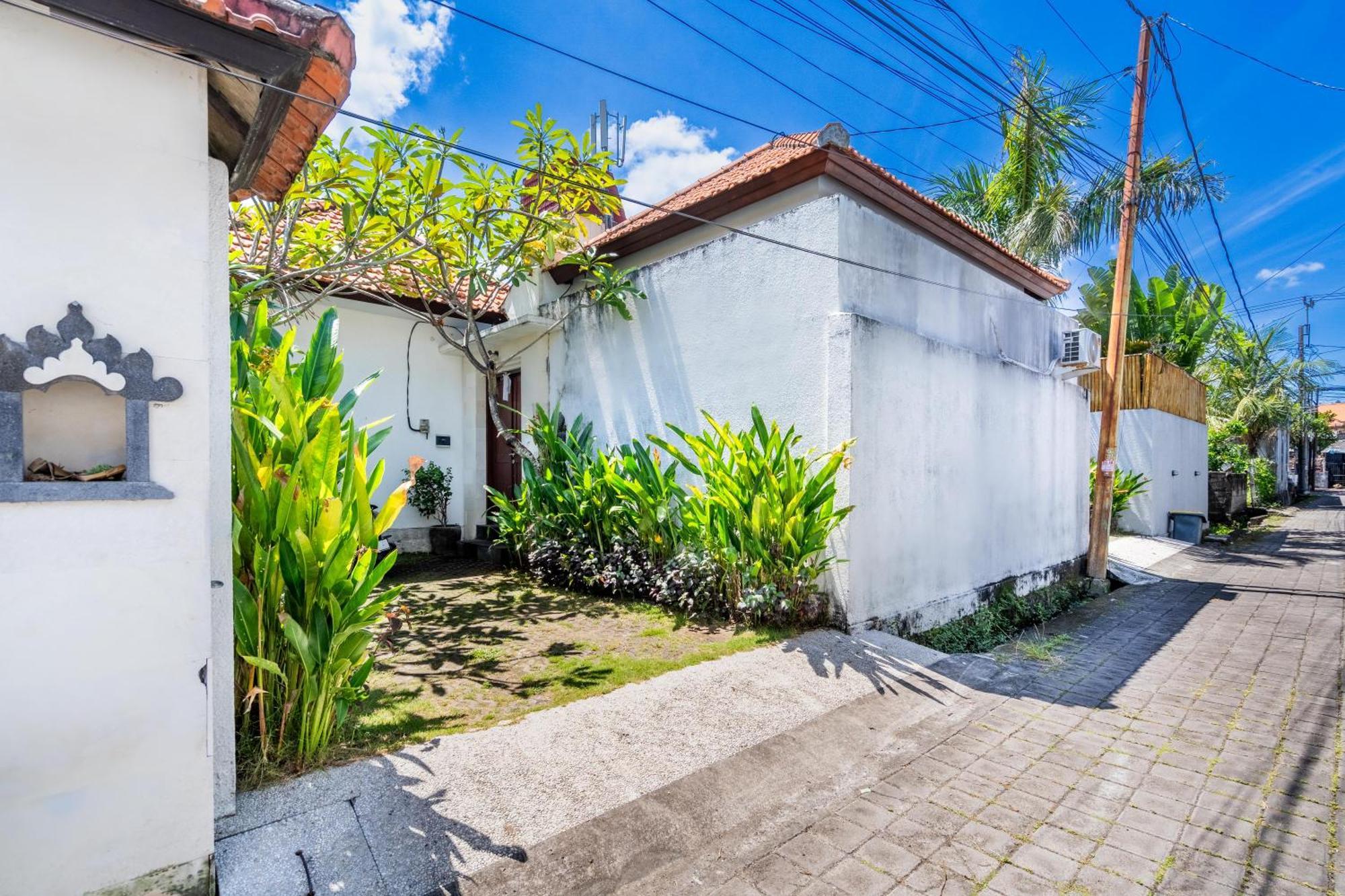 4-Bedroom Pool Villa Near Seminyak Center Dış mekan fotoğraf