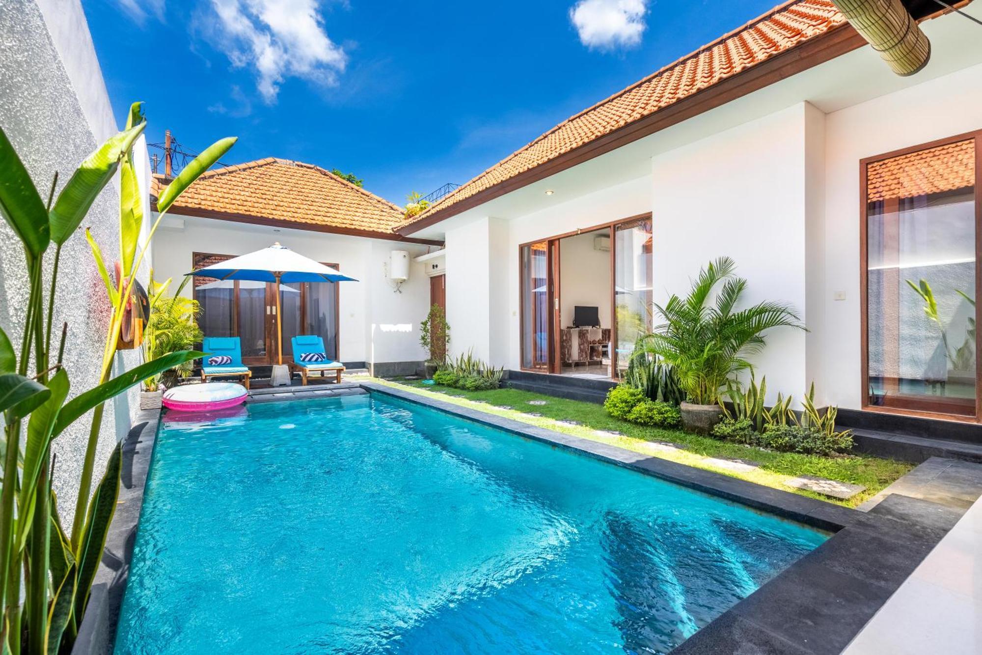 4-Bedroom Pool Villa Near Seminyak Center Dış mekan fotoğraf