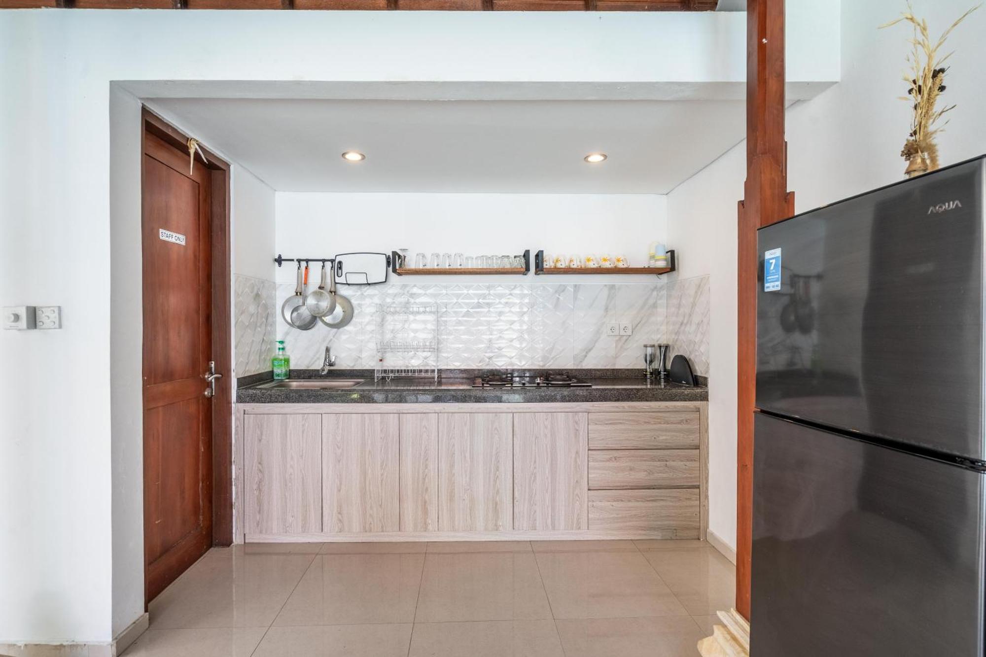 4-Bedroom Pool Villa Near Seminyak Center Dış mekan fotoğraf